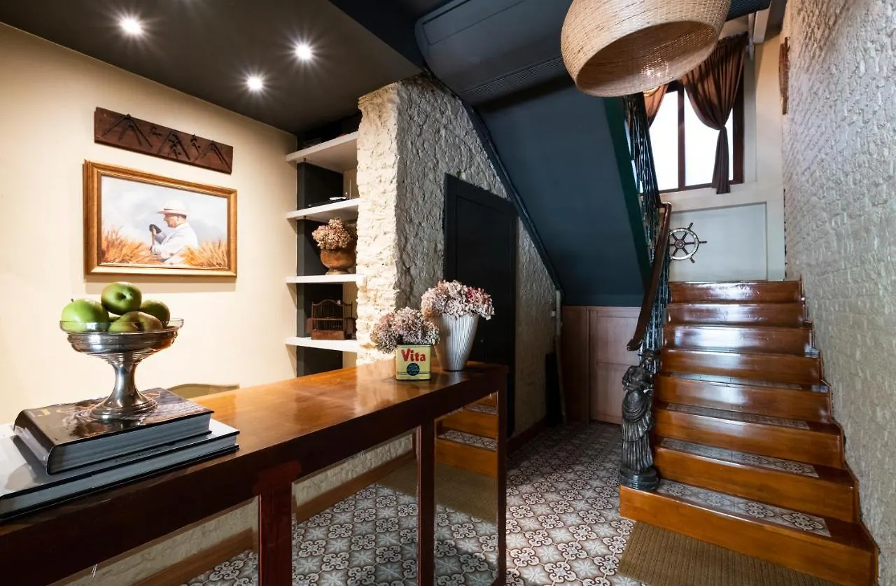Apartment Level Suites - 104 Istanbul